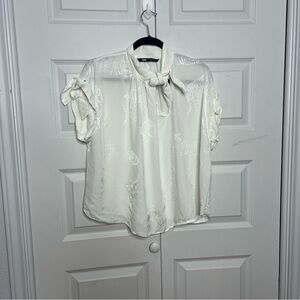 ZARA Tiger Print Tie-Neck Blouse – Size Medium – Ivory Satin Jacquard Top